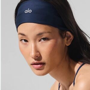 Alo Navy Blue Airlift Headband